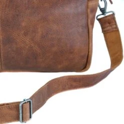 DSTRCT Special Raider Leather Laptopbag 2-vaks 15.6" Cognac -Secrid || Piquadro || Mywalit Verkoopwinkel 20210916 capture0012