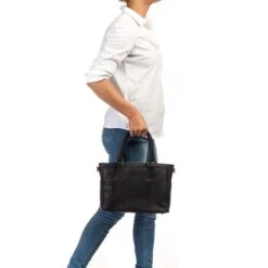 Burkely Antique Avery Handbag S Black 12 Burkely Antique Avery Handbag S Black -Secrid || Piquadro || Mywalit Verkoopwinkel 8005369.56.10 6