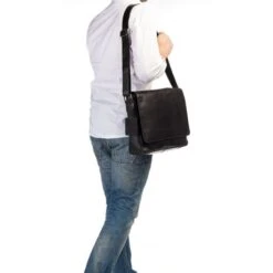 Burkely Vintage Juul Messenger Bag Black -Secrid || Piquadro || Mywalit Verkoopwinkel 9007917.22.10 7