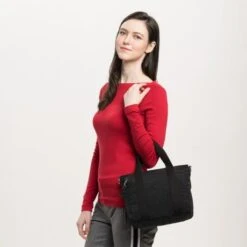 Kipling Asseni Mini Schoudertas Black Noir 11 Kipling Asseni Mini Schoudertas Black Noir -Secrid || Piquadro || Mywalit Verkoopwinkel asseni mini black noir 1