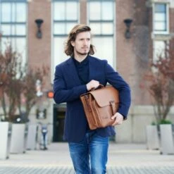 Plevier Quartz Aktetas 1-Vak 15.6" Zwart -Secrid || Piquadro || Mywalit Verkoopwinkel quartz 353 3 sfeerfoto 1